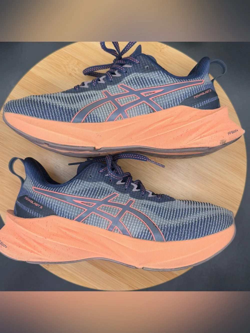 Asics Wmns Novablast 3 LE 'Indigo Blue Papaya' Size 7.5